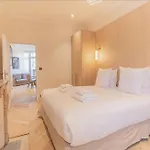 3Br St Honore Place Vandome